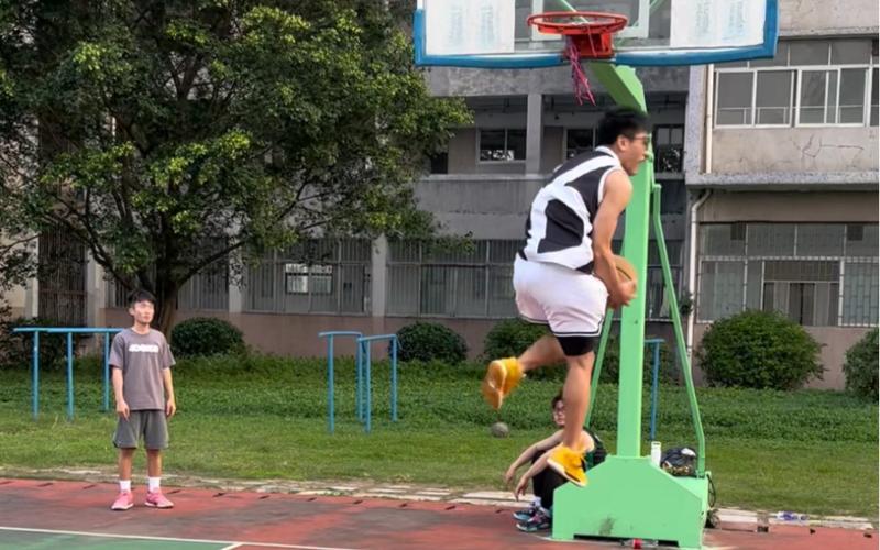 仅让球迷感